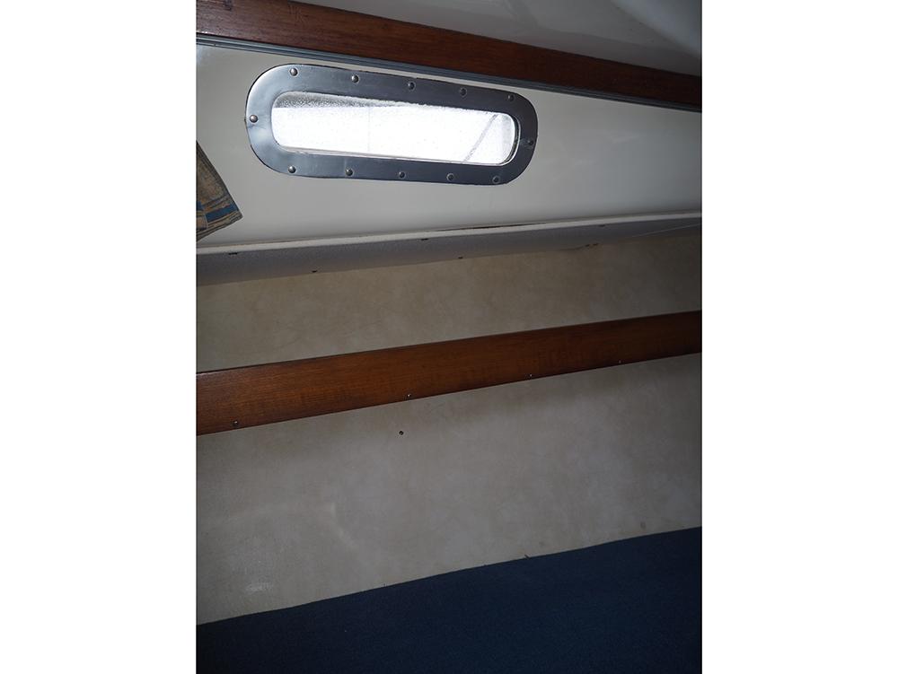 Cabin en avant, H&eacute;bergements